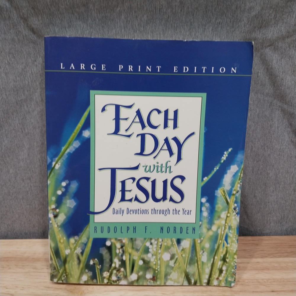 Each Day with Jesus Large Print Daily Devotional Book Blue